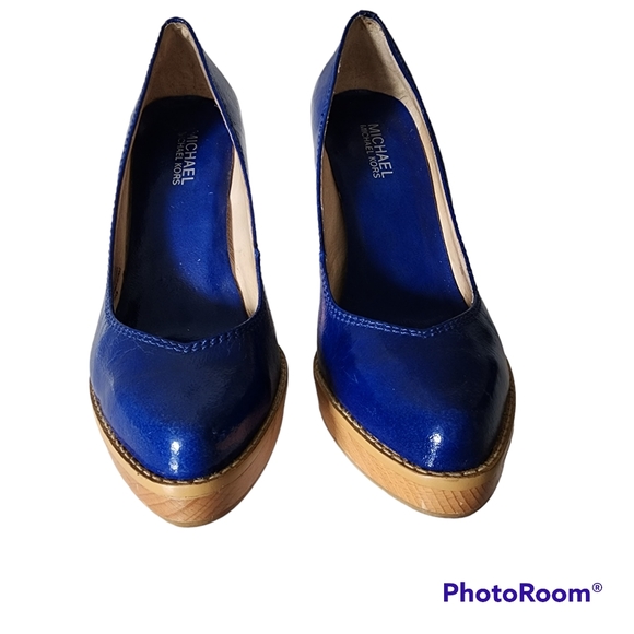 Gorgeous Michael Kors Cerulean Patent Leather Platform Shoes - Picture 10 of 12